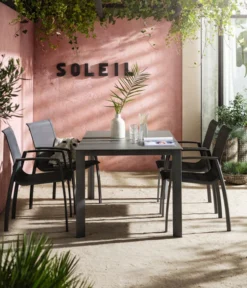 Dehner Stapelstuhl Nancy -Progarden Pflanzen Verkäufe 6701734 6701726 WE MO 001 GruppeNancy